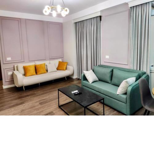 Keira's Lovely Apartment