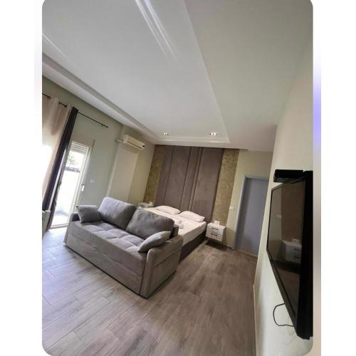 Keli Apartment 1