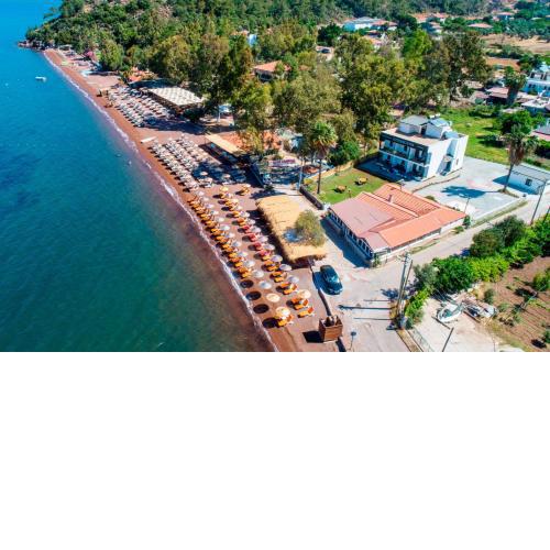 Kensington Kerdime Beach