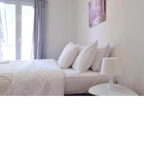 Kerameikos, a lovely apartment