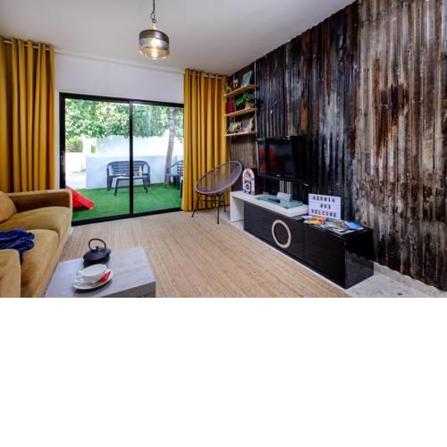 KERMIA BEACH HOUSE 43