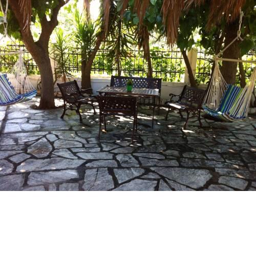Kesi Holiday Home