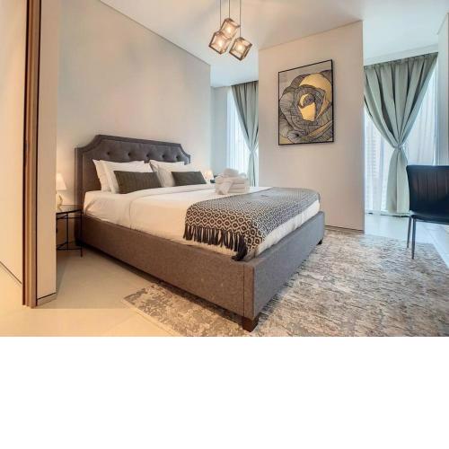 Key View - Address JBR