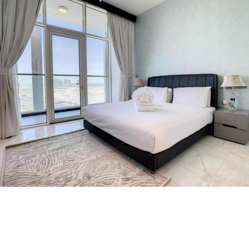 Key View - Bayz Tower