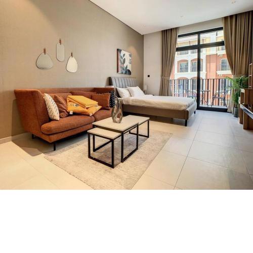 Key View - Beverly Residence