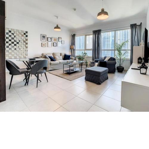 Key View - Marina Quays West Tower