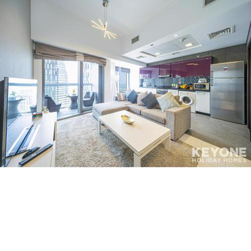 KeyOne - 1BR in Cayan Tower