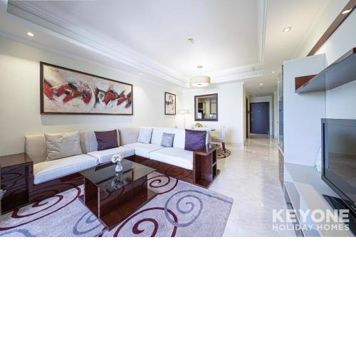 KeyOne - 2BR in Grandeur Residences
