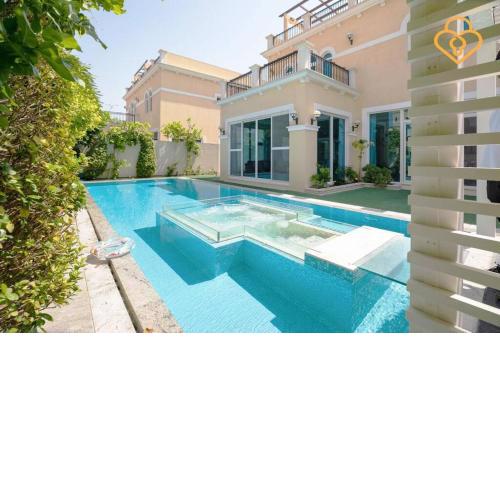 Keysplease 4 Bed Villa Jacuzzi & pool Jumeirah park Dubai