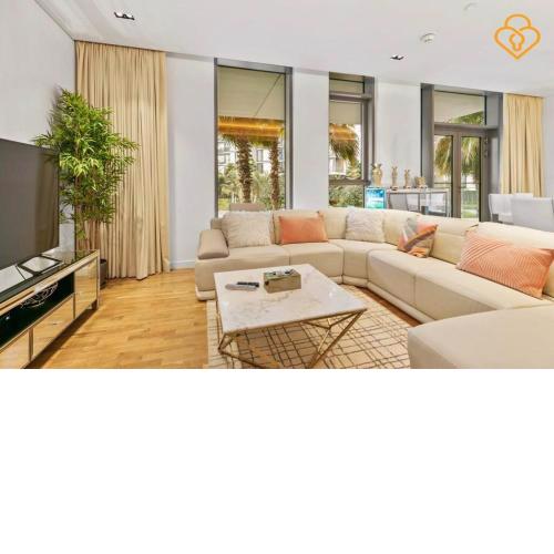 Keysplease Lovely 2 B/R Apt in Bluewater Island, Dubai Eye