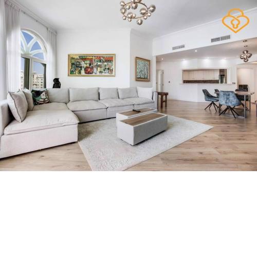 Keysplease Upgraded 3 B/R + Nanny Beach Access, Palm Jumeirah