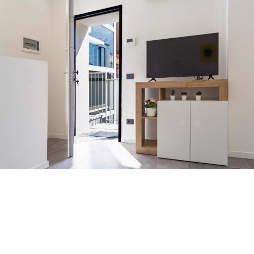 KHL APARTMENTS