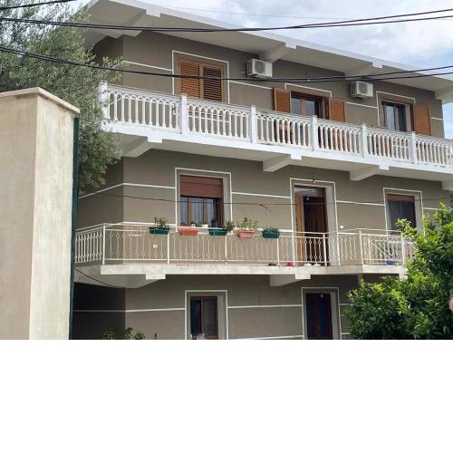 KIA Apartment Vlora