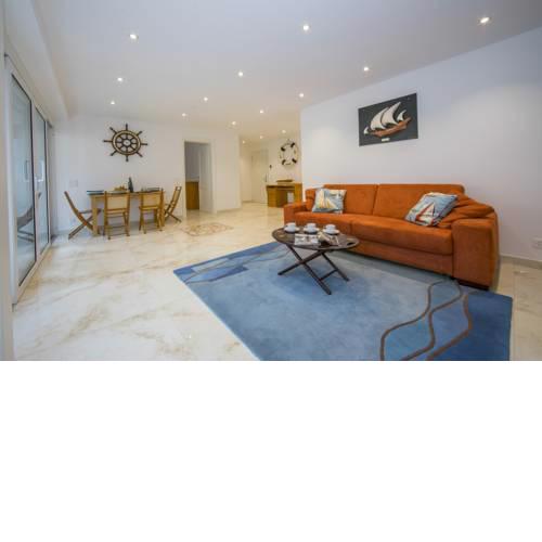 King Apartment 3.5
