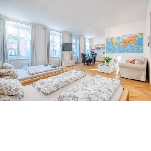 ⍟King Bed Home+Smart Tv⍟Perfect for groups of 6