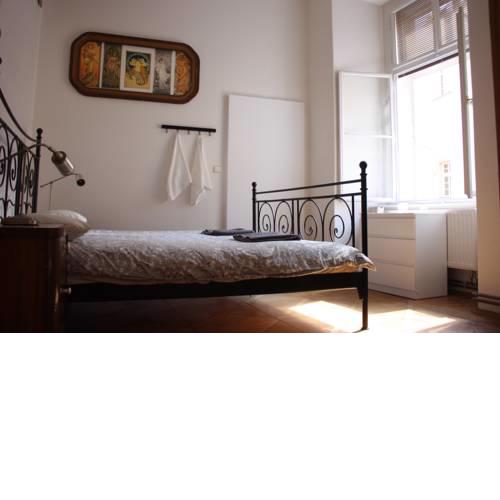 King Charles Bridge Apt in the HEART of Prague