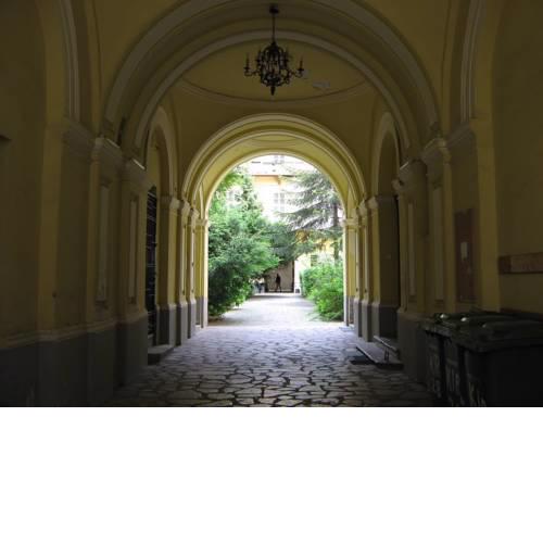 King's Central Apartment