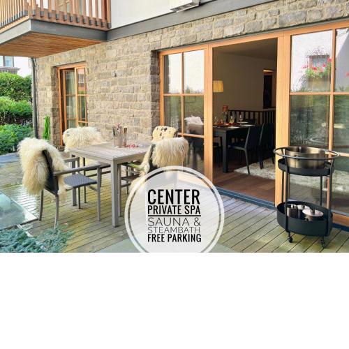 KITZ DELUXE SUITE 1 & 2 im Zentrum mit eigenem SPA & PARKEN by belle-stay