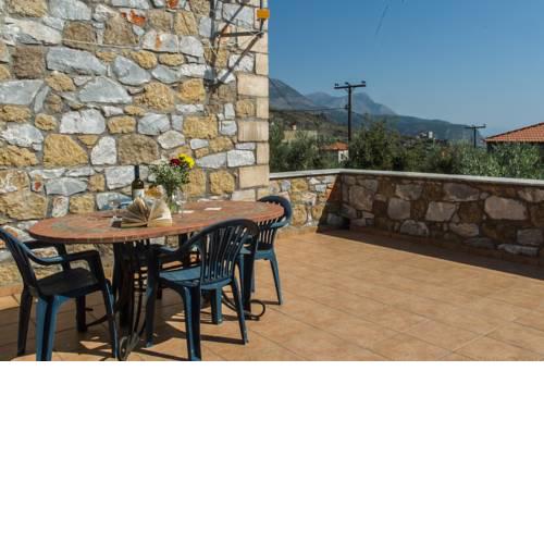 Kiveli - Comfy stone villa with seaview