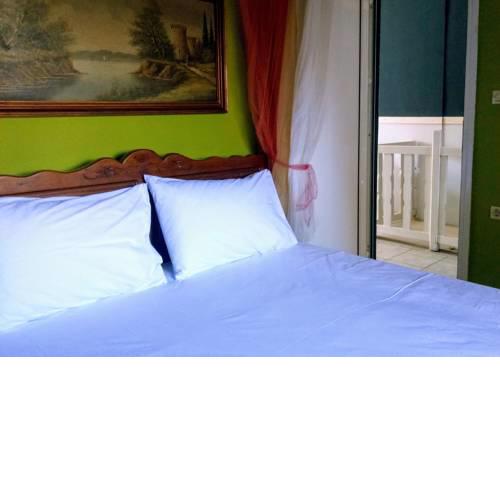 kivelis house town skiathos