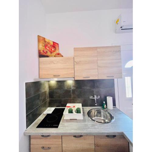 K&J Nissaki Luxury Apartment