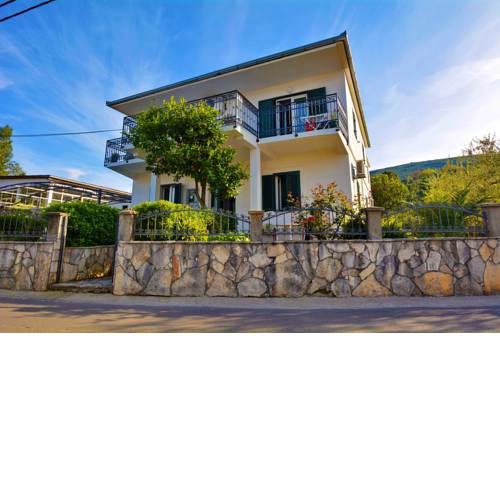 Kjara Apartments