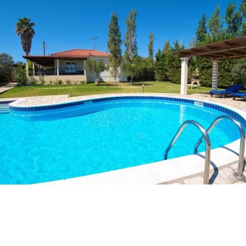 Kleismata Villa Sleeps 4 with Pool Air Con and WiFi