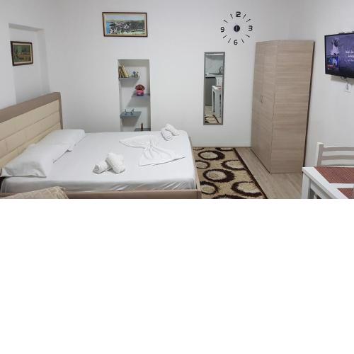 Klent Studio Apartment
