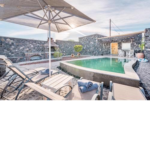 Klimata Luxury Pool Villa