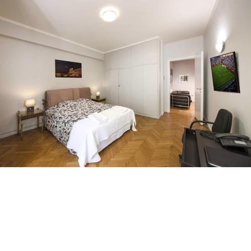 Kolonaki square business apartment.