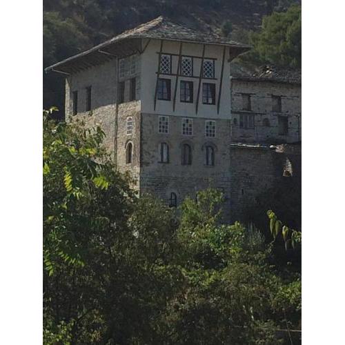 Konaku Guest house