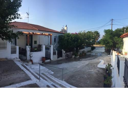 Kontos-Traditional house