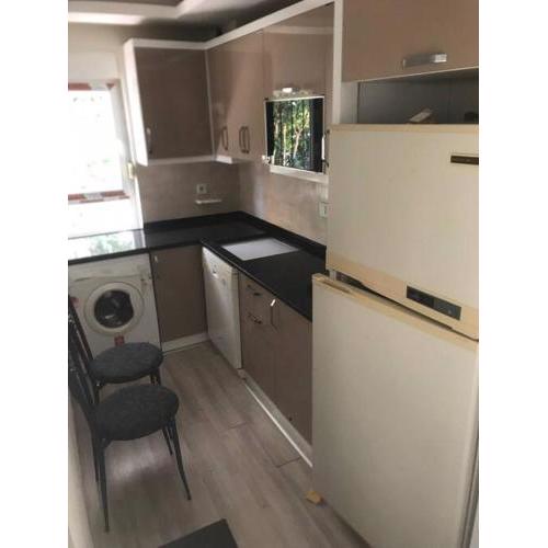 Konyaltı ve denize araç ile 5 dk