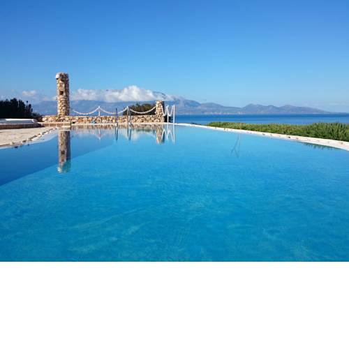 Korithi Villa Sleeps 14 Pool Air Con WiFi
