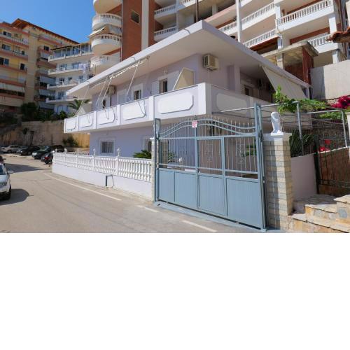 Kosta Apartments