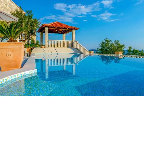 Kostur Villa Sleeps 10 Pool Air Con WiFi