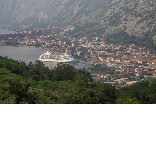 Kotor Hill apartment