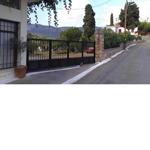 Kourounis House