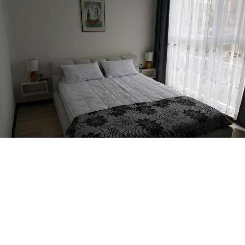 Kraybrezhna Apartment