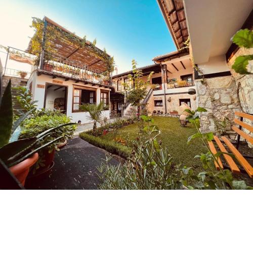 KRIS Guesthouse