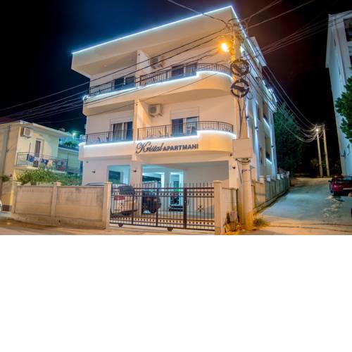 Kristal Apartmani