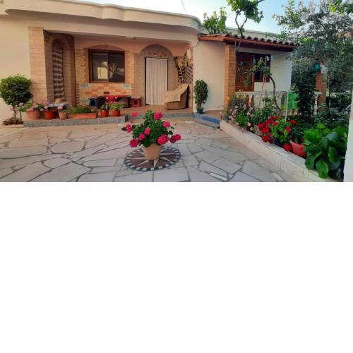 Kristel Holiday Home