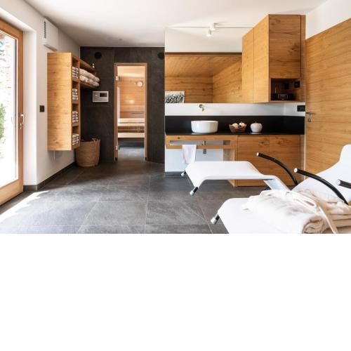 Kronplatz Ski Lodge