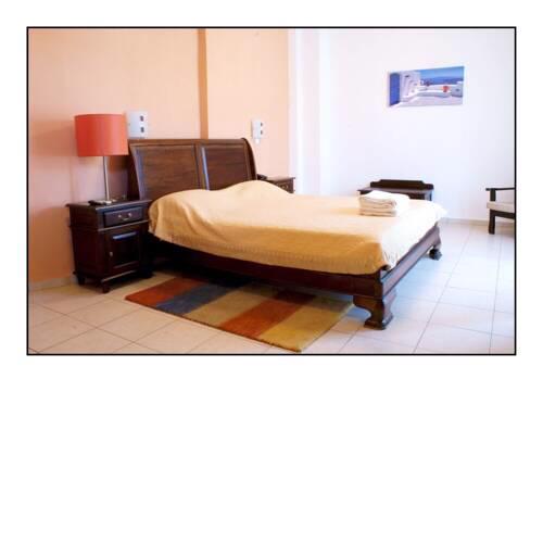 Krystal Hotel "by Checkin"