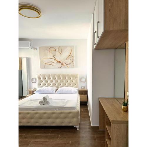 K&T Boulevard Studio Saranda