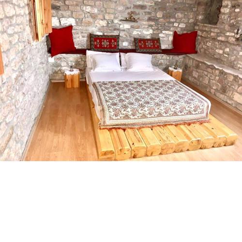 Kubeja Guest House
