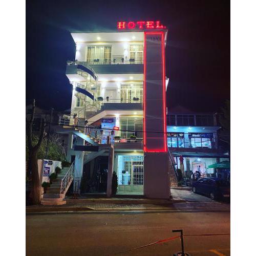 KU&NA HOTEL BELSH