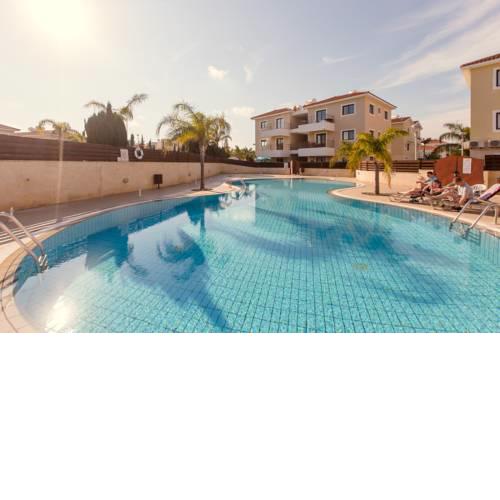 KYKLADES FLAT BE001 NEXT TO THE POOL/WALK TO THE BEACH