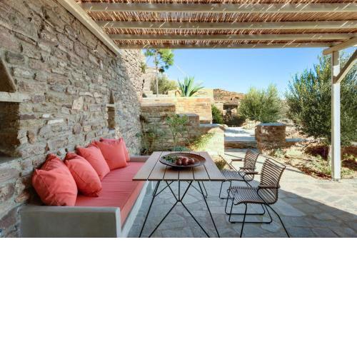 KYNARA Boutique Village