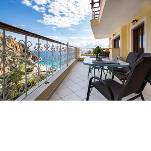 Kyra Panagia Dream Apartment